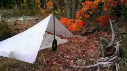 Hyperlite Mountain Gear Flat Tarp 8x10 White -Günstiges Camping Geschäft tarp field
